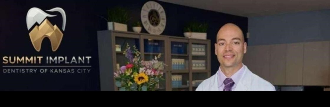 Summit Implant Dentistry Cover Image