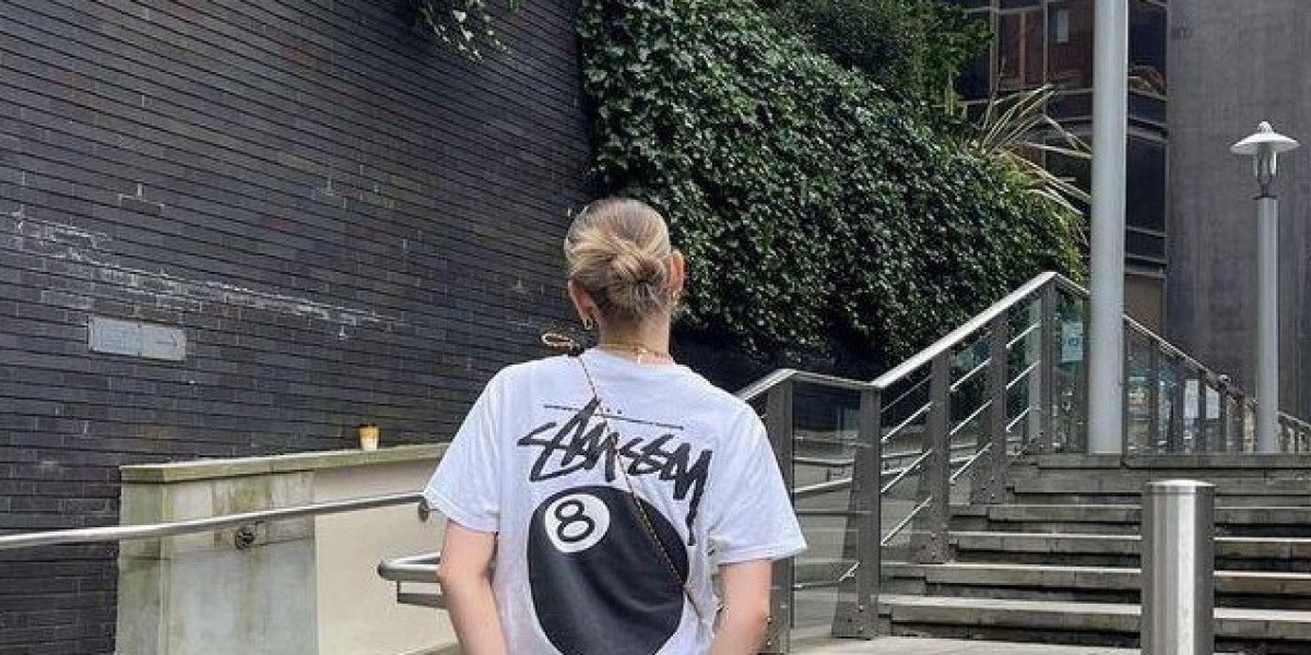 The Rise of Stussy in Modern Street Fashion